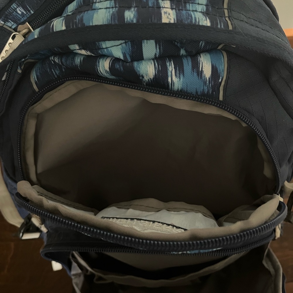 High Sierra Bookbag - Picture 3 of 7